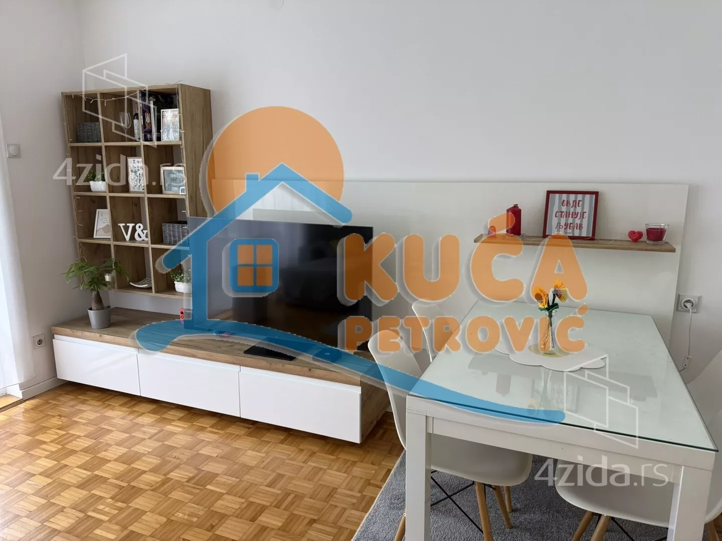 Dvoiposoban stan | 4zida