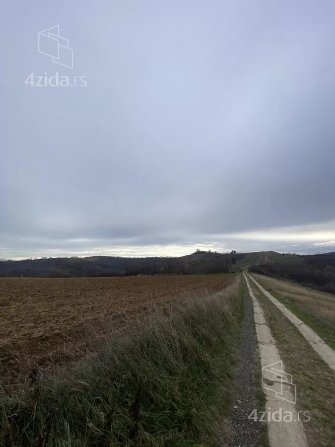 Poljoprivredno zemljište | 4zida