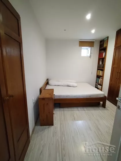 Podbara | 4zida.rs
