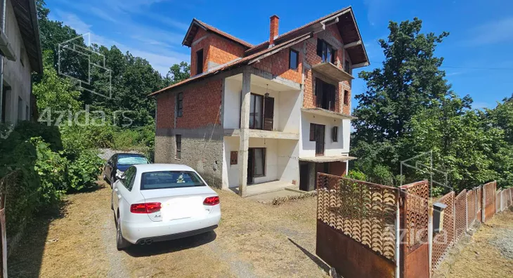 4-etažna kuća | 4zida