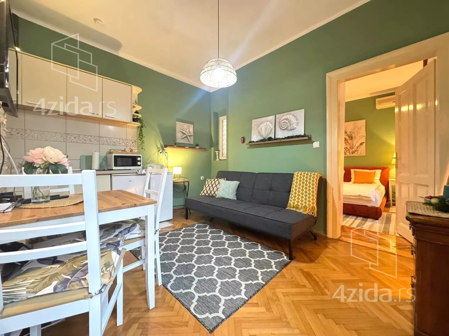 Jednoiposoban stan | 4zida