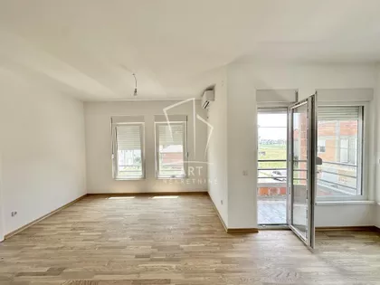 Devet Jugovića | 4zida.rs