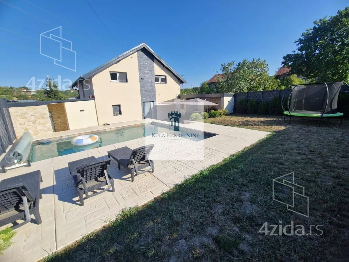 Kuća | 4zida