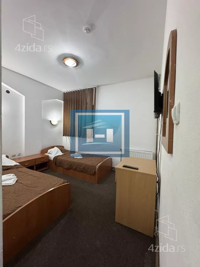 Ugostiteljski objekat | 4zida