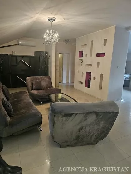 Stari Grad | 4zida.rs