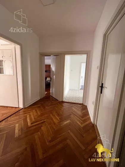 RADNIČKA | 4zida.rs