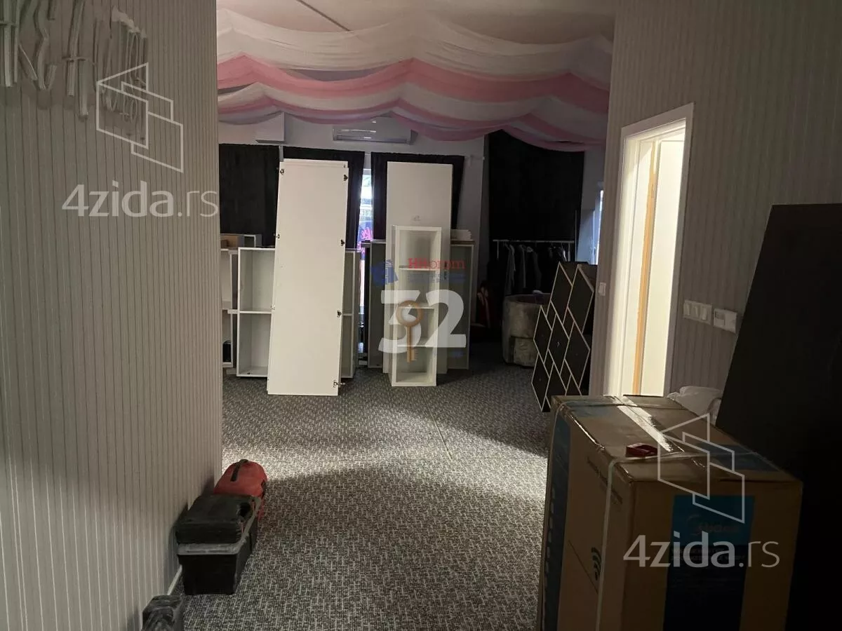 Poslovni prostor | 4zida