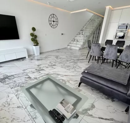 Sremska Kamenica | 4zida.rs