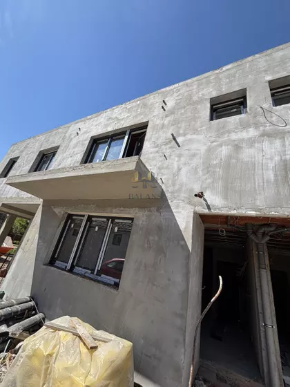 Okolne lokacije | 4zida.rs
