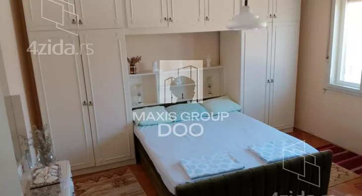 Četvoroiposoban stan | 4zida