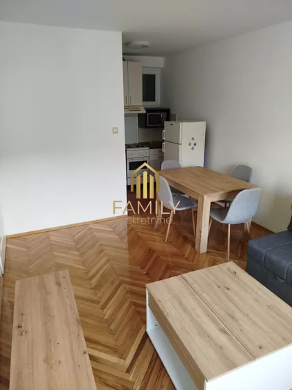 Hadži Ruvimova | 4zida.rs