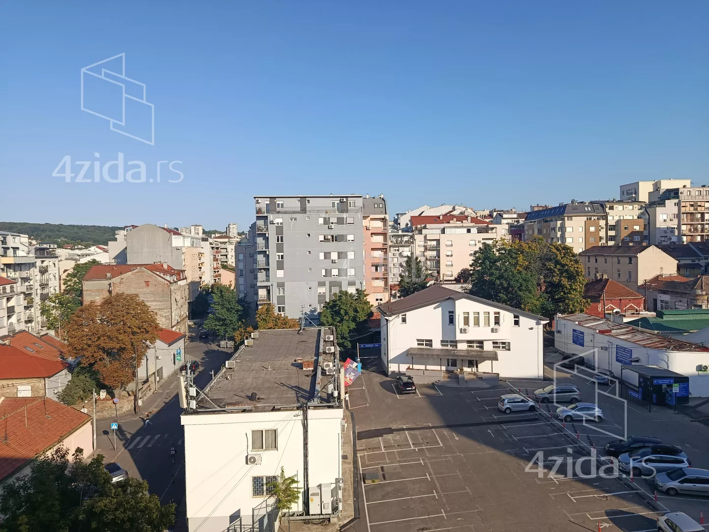 Petosoban stan | 4zida