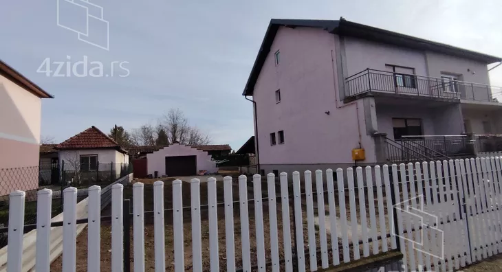 3-etažna kuća | 4zida