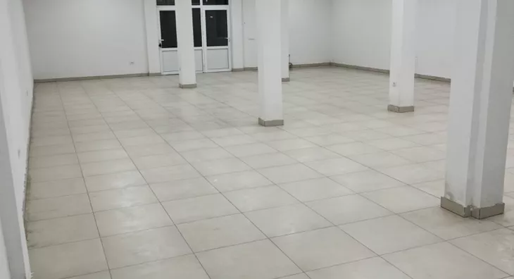 Poslovna zgrada | 4zida