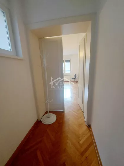 Trg Nikole Pašića | 4zida.rs