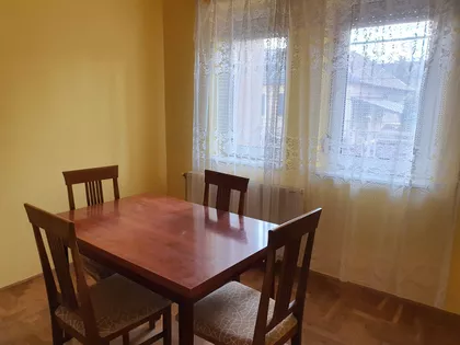 Ante Parčetića 20 | 4zida.rs