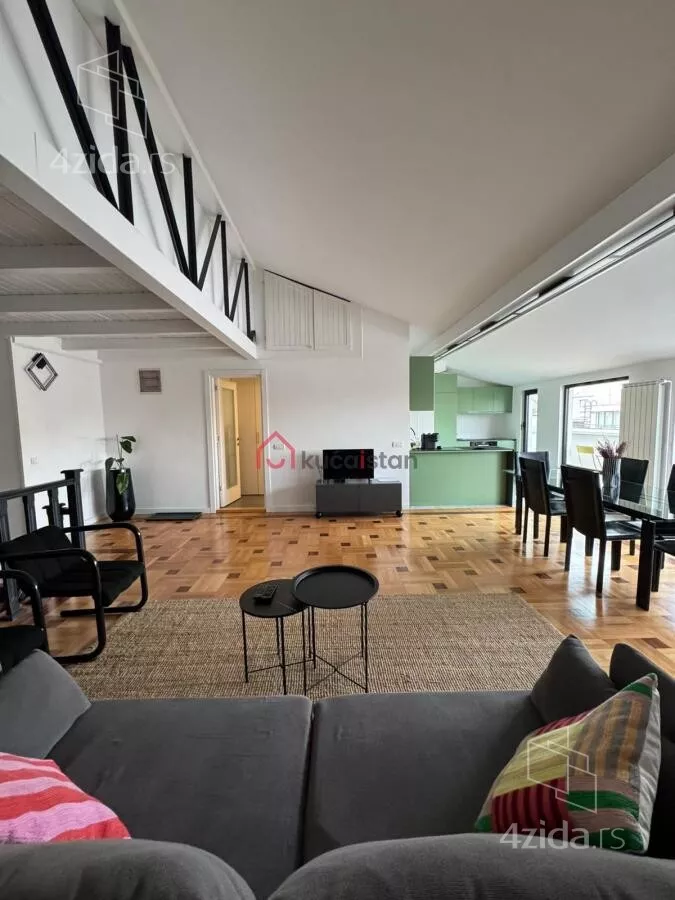 Petosoban stan | 4zida