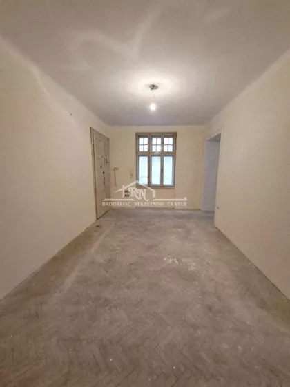 Šantićeva | 4zida.rs