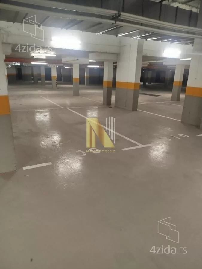 Garaža/Parking | 4zida