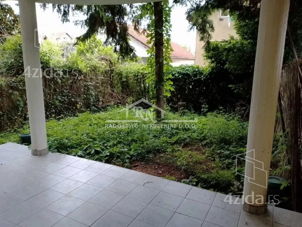 4-etažna kuća | 4zida