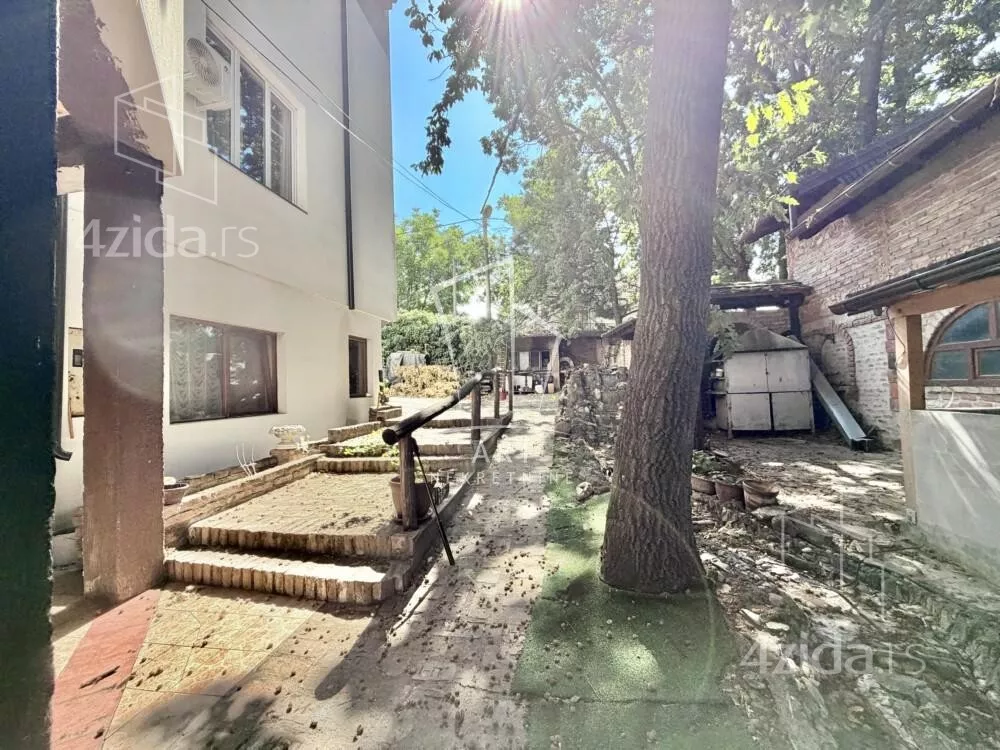 Kancelarija | 4zida
