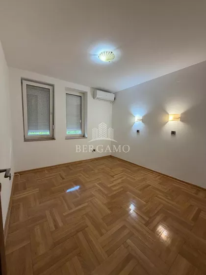 Romanijska | 4zida.rs