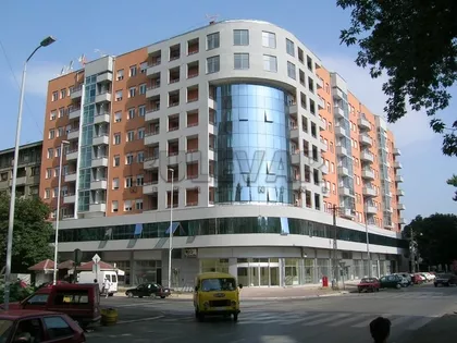 Trg kralja Aleksandra Ujedinitelja | 4zida.rs