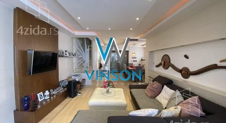 3-etažna kuća | 4zida