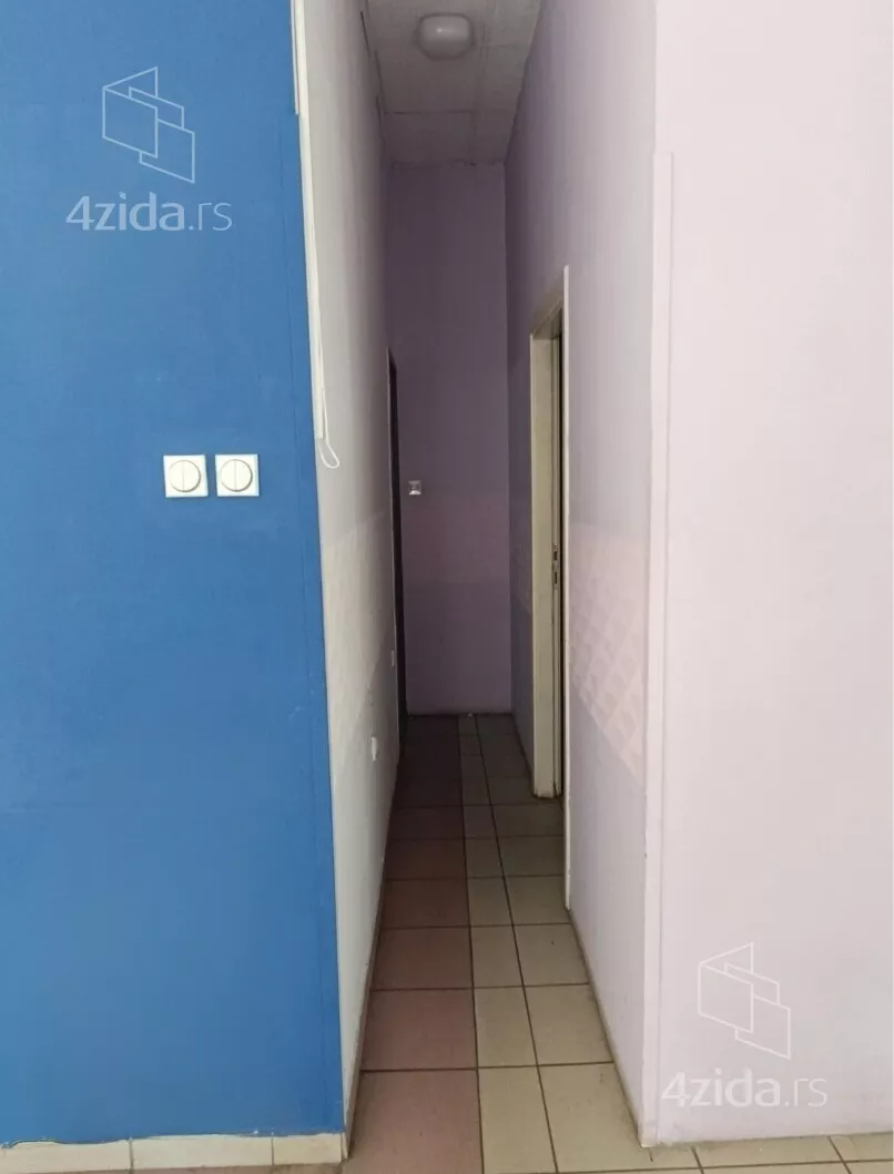 Lokal | 4zida