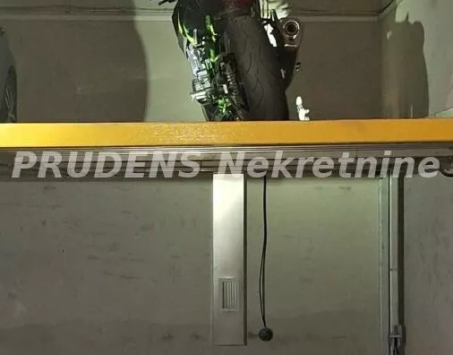 Garaža/Parking | 4zida