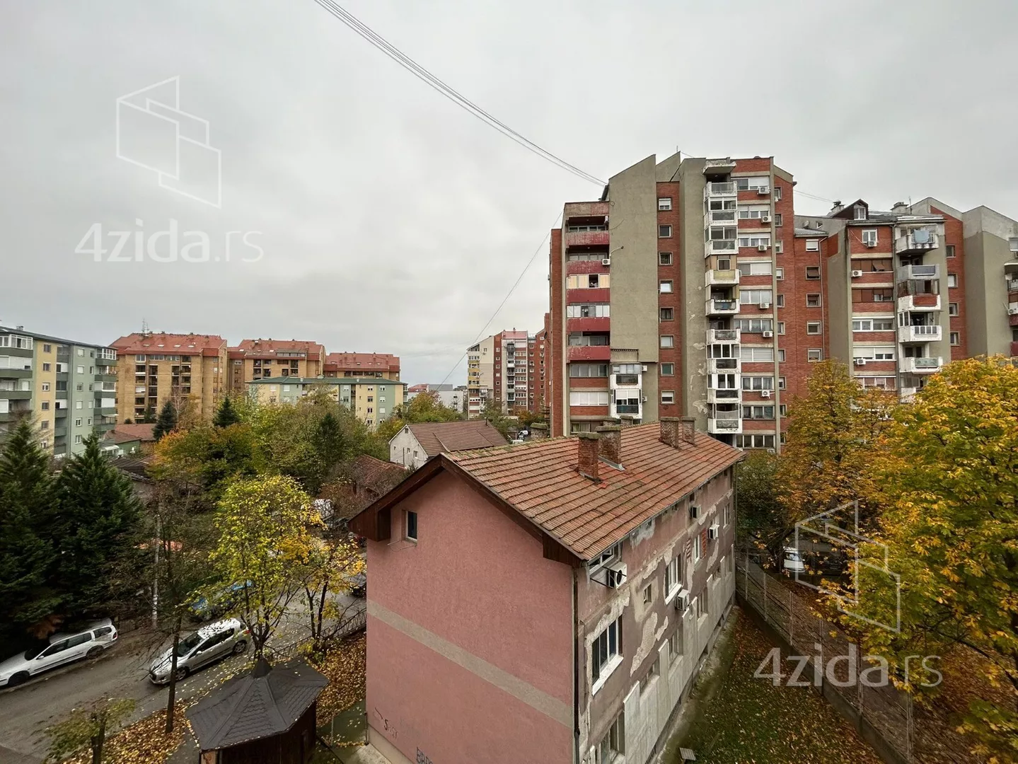 Dvoiposoban stan | 4zida