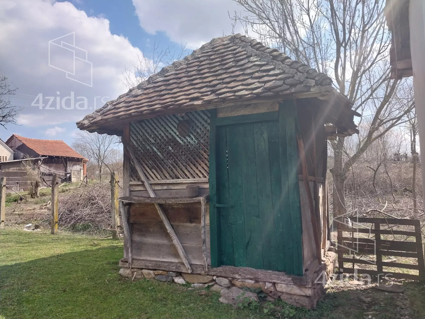 4-etažna kuća | 4zida