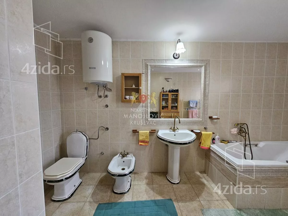 Kuća | 4zida