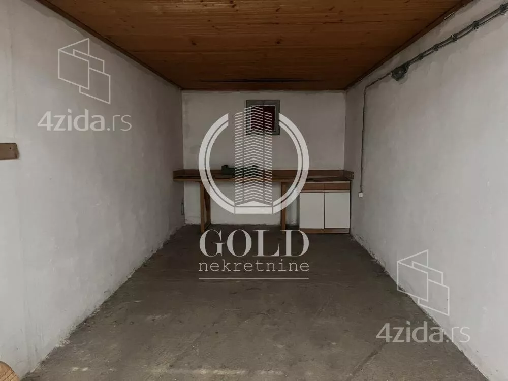 Garaža | 4zida