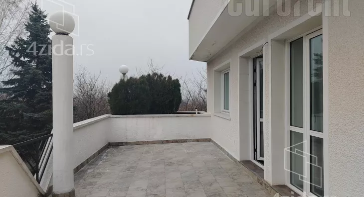 4-etažna kuća | 4zida