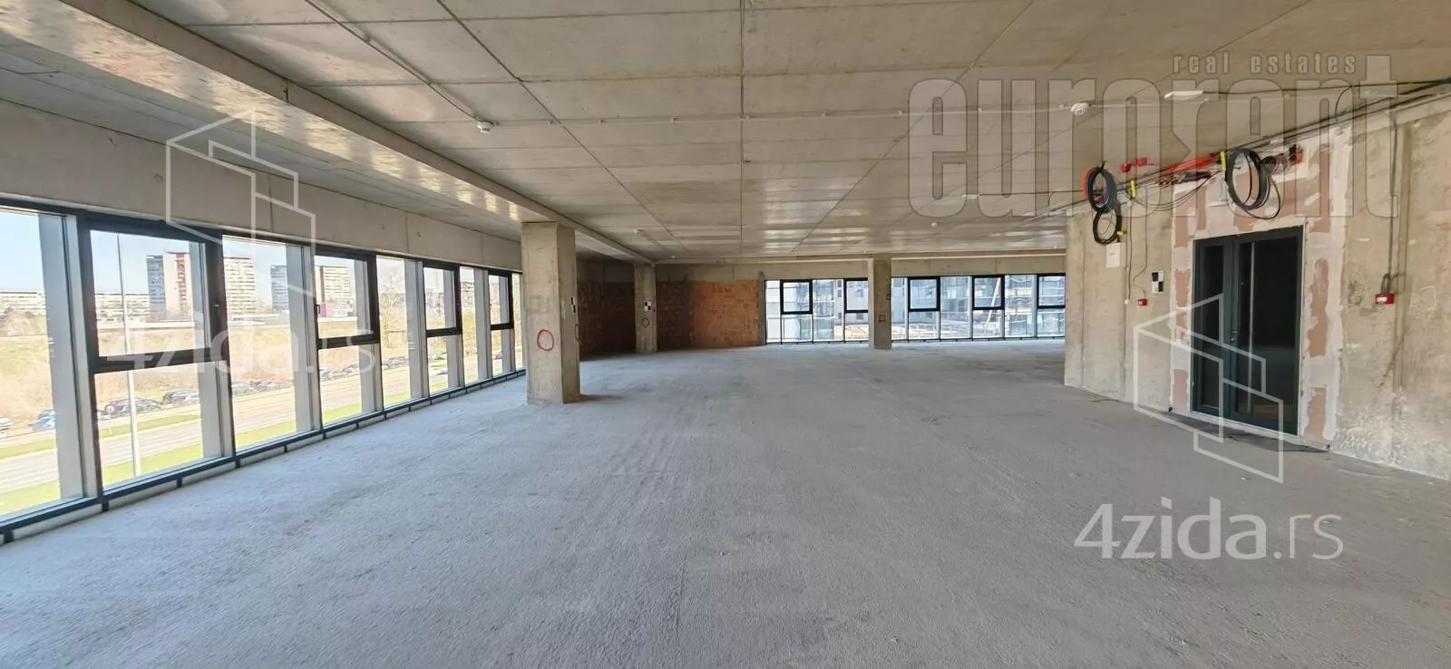 Poslovni prostor | 4zida