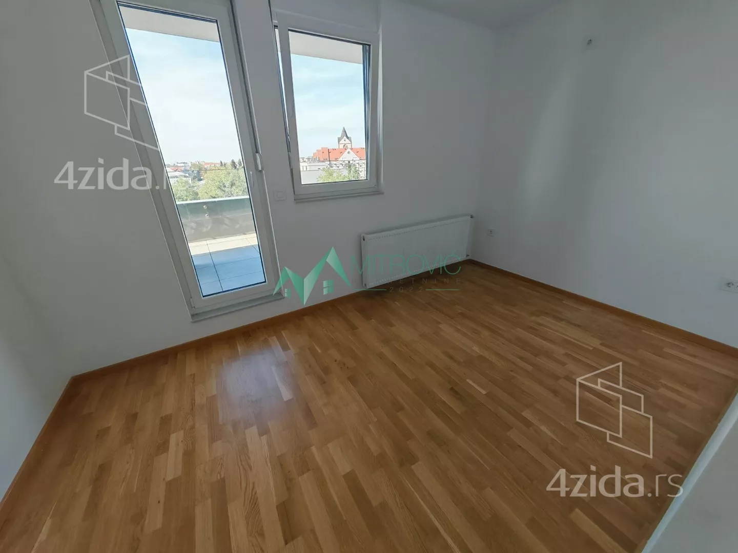 Troiposoban stan | 4zida