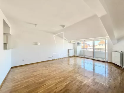 Vitezova Karađorđeve Zvezde | 4zida.rs