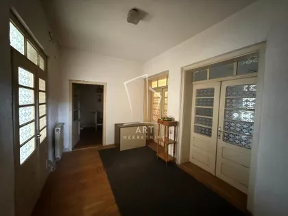 Cara Lazara | 4zida.rs