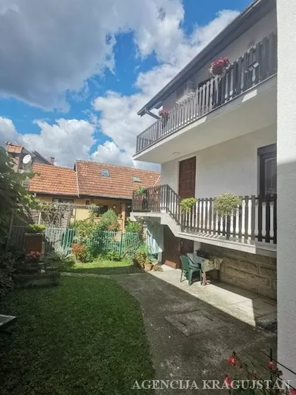 Erdoglija | 4zida.rs