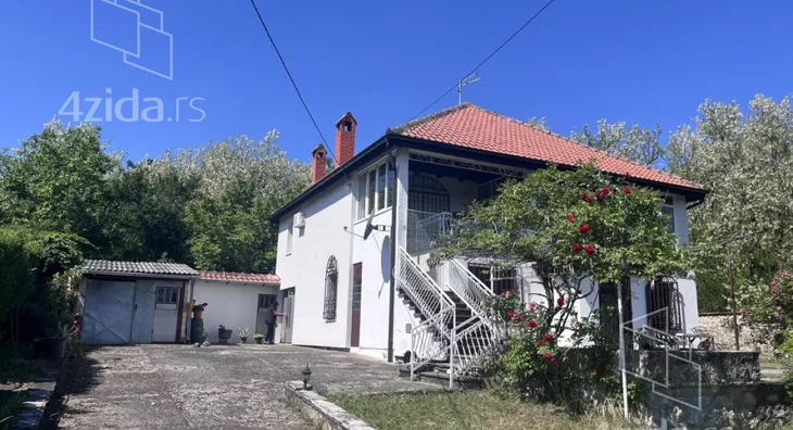 2-etažna kuća | 4zida