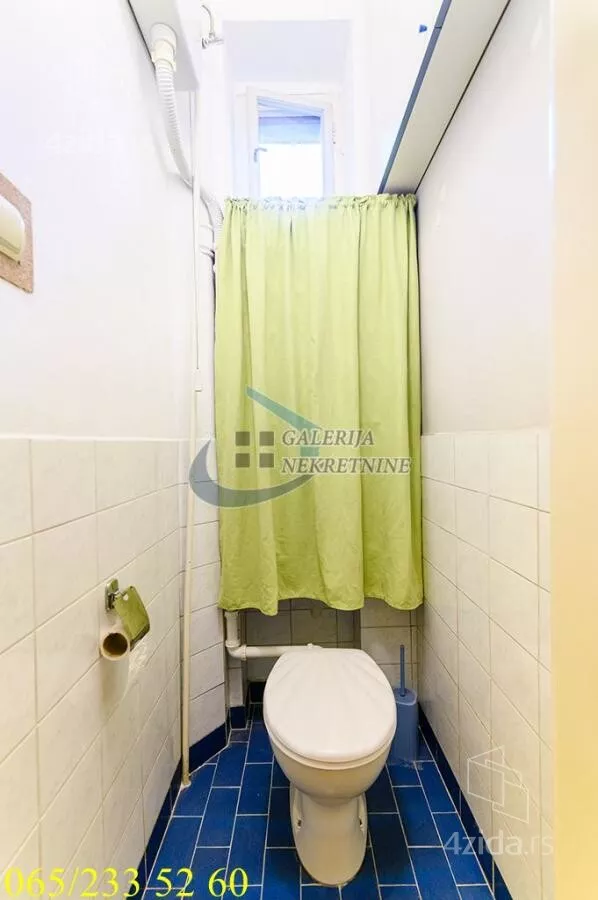 Četvoroiposoban stan | 4zida