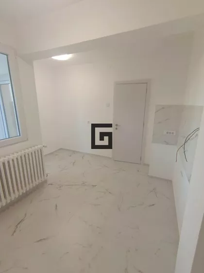 Prvomajska | 4zida.rs
