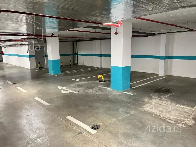 Garaža | 4zida