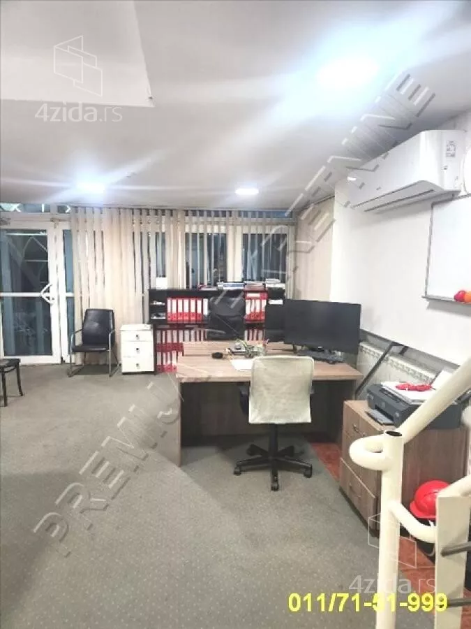 Poslovni prostor | 4zida