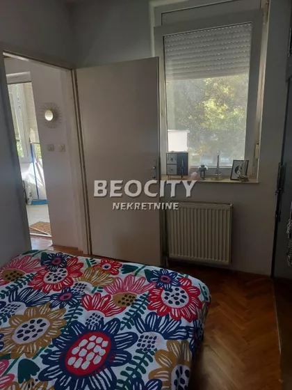 Valentina Vodnika | 4zida.rs