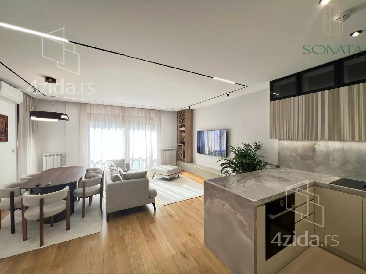 Četvorosoban stan | 4zida