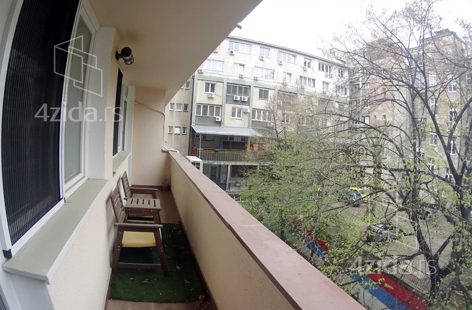 Dvoiposoban stan | 4zida