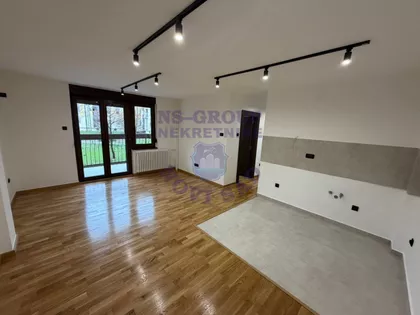 Novo Naselje | 4zida.rs