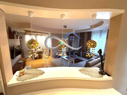 Jovana Đorđevića | 4zida.rs